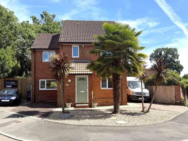 House for sale in Hulham, Budlake