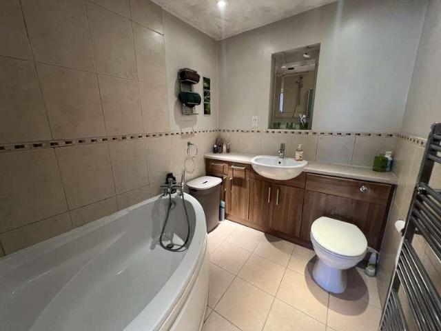 House for sale in Navestock Side, Essex