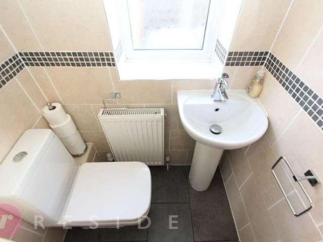 House for sale in Marland, Burnedge