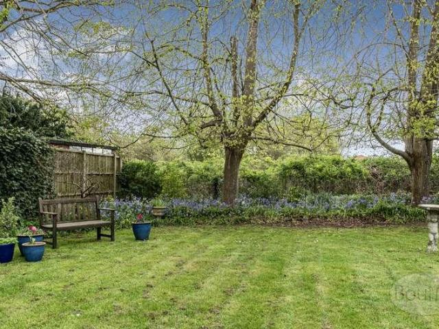 House for sale in Wyke, Westborough
