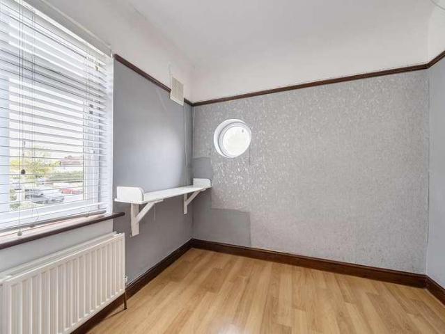 House for sale in Harrow Weald, Greater London