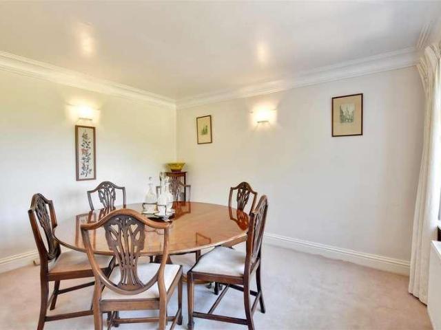 House for sale in Cliff End, Heathlands