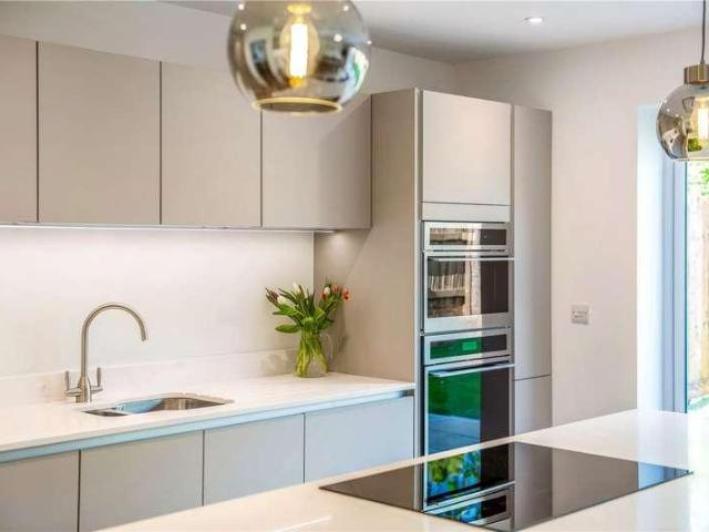 House for sale in Bolton Low Houses, Hampshire