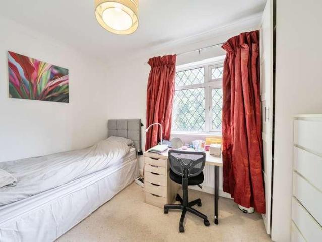 House for sale in Greater London