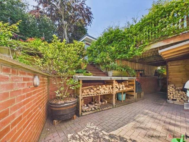 House for sale in Middleton, East Riding Of Yorkshire
