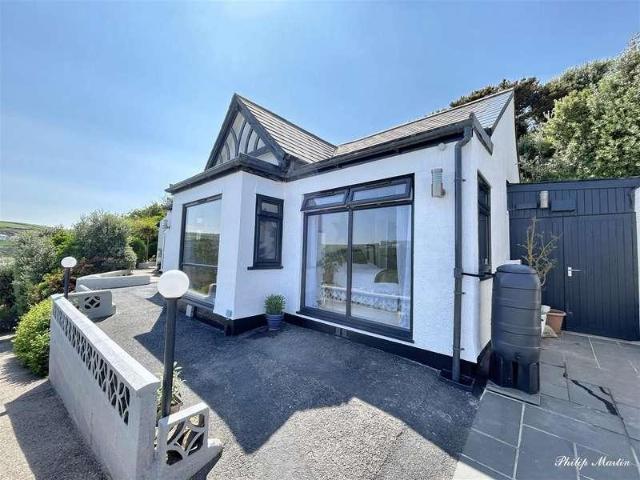 House for sale in Porthtowan, Cornwall