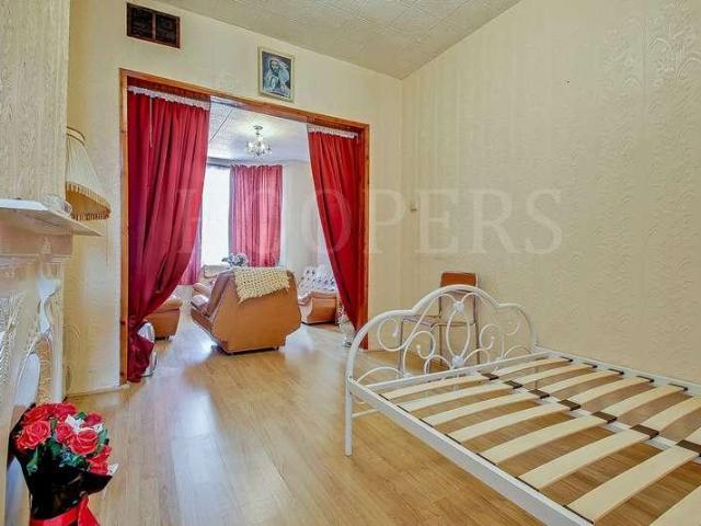 House for sale in Harlesden, Greater London