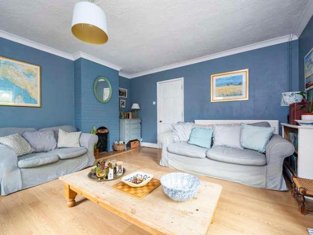House for sale in Chelmondiston, Suffolk