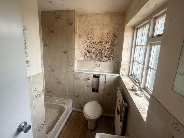 House for sale in Merrow, Guildford