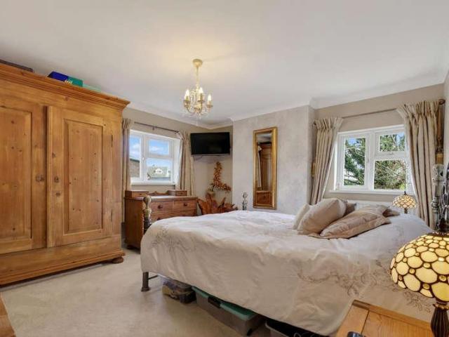 House for sale in Holmer