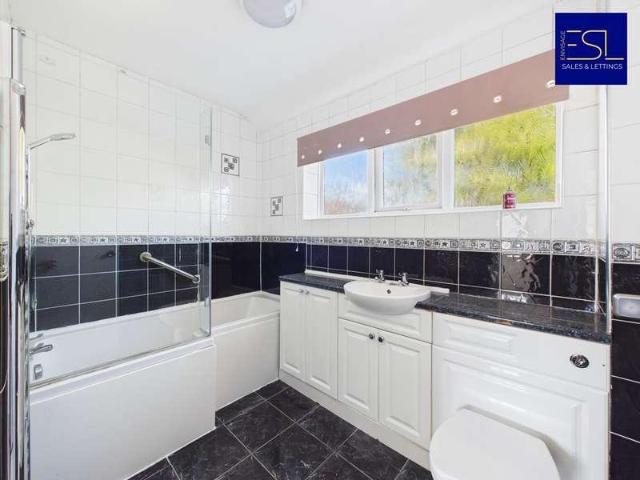 House for sale in Ernesford Grange, West Midlands