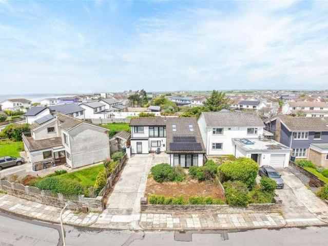 House for sale in Porthcawl, Nottage