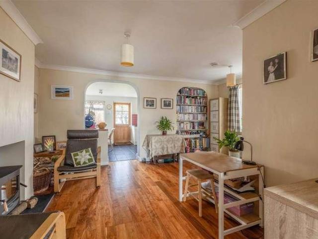 House for sale in Windsor, Clewer Green