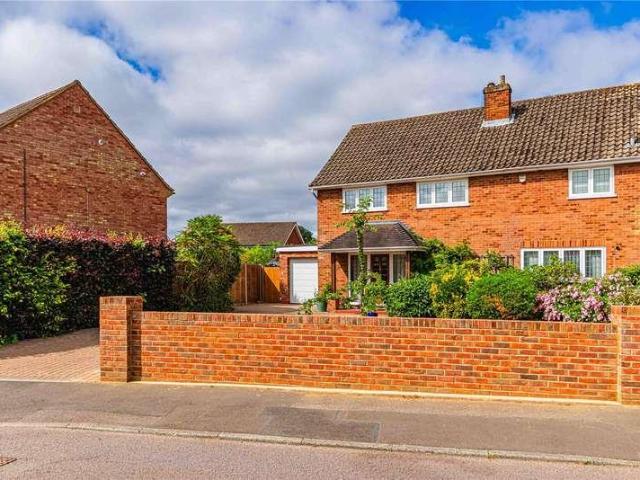 House for sale in Pouchen End, Hertfordshire