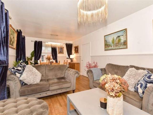 House for sale in Horsham, West Sussex