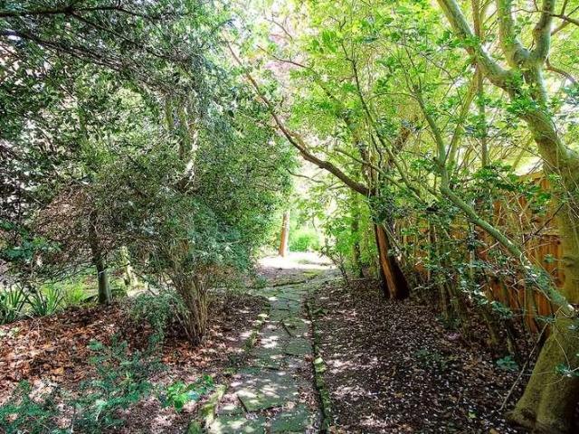 House for sale in Old Wharf, City Of Leicester
