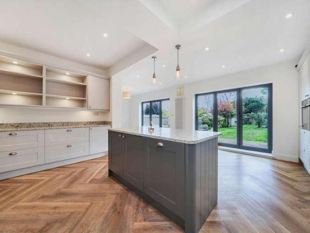 House for sale in Poverest, Greater London