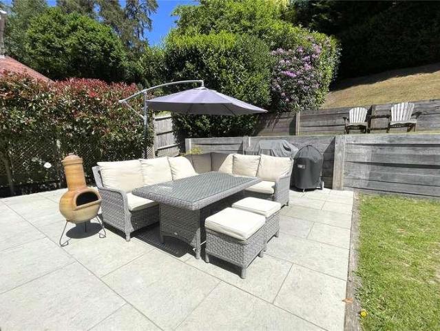 House for sale in Fole, Surrey