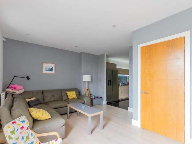 House for sale in Cardiff International Sports Village, Falcon Lodge