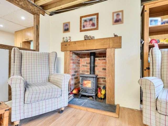 House for sale in Duhonw, Wales