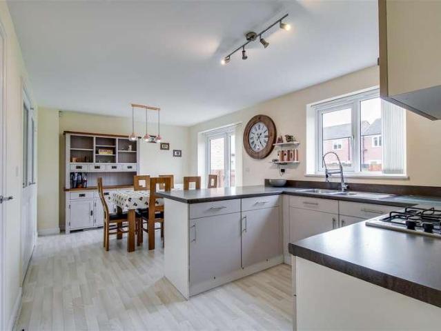 House for sale in Whitwood, West Yorkshire