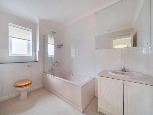 House for sale in Denmead, Hampshire