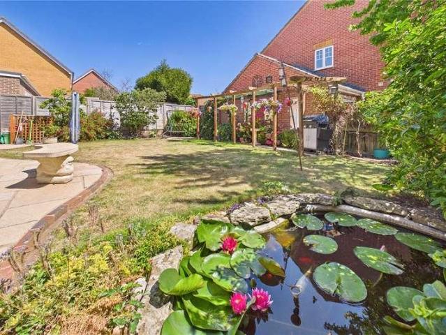 House for sale in Thatcham, West Berkshire