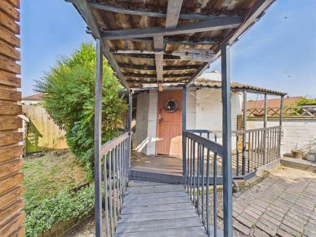 House for sale in Patchway
