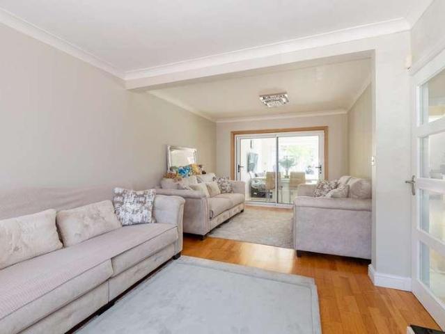 House for sale in Datchet