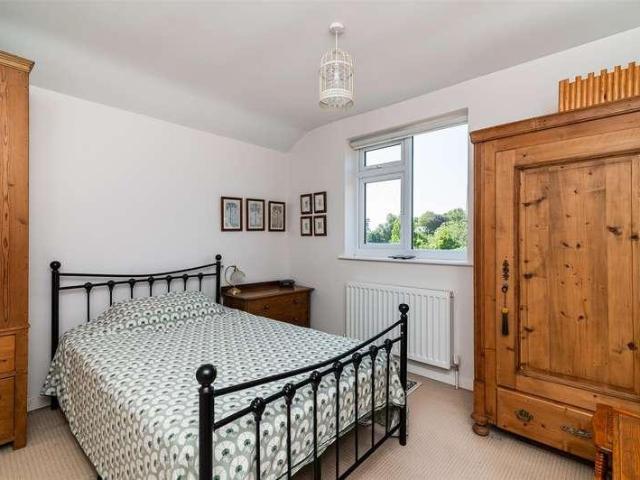 House for sale in Gedling, East Midlands