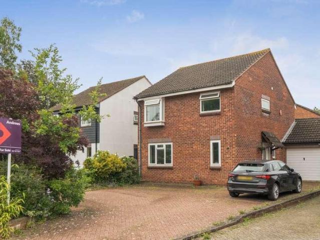 House for sale in Barrs Court, Cadbury Heath