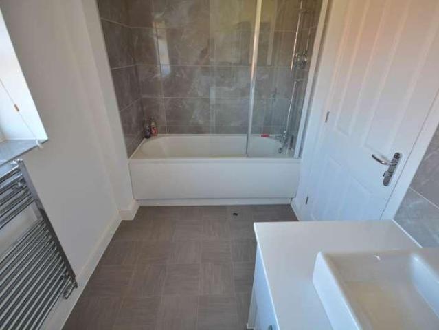 House for sale in Houlton, New Bilton