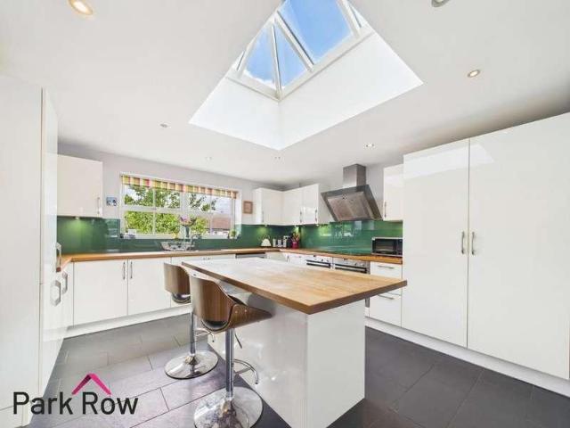 House for sale in Leeds
