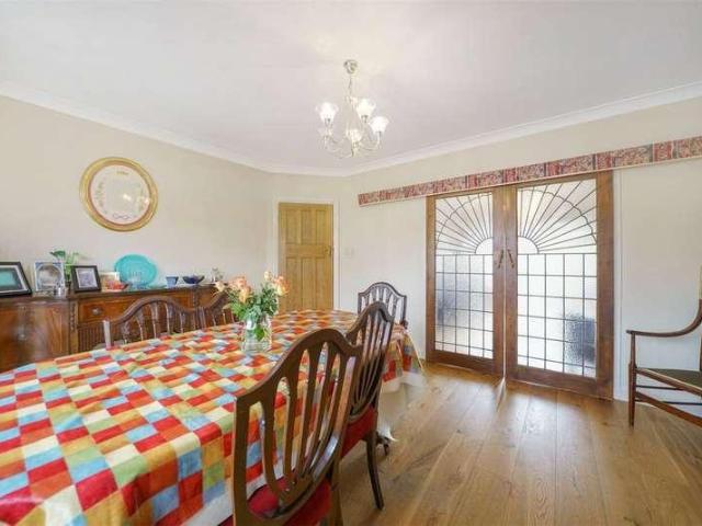 House for sale in Golders Green, Greater London