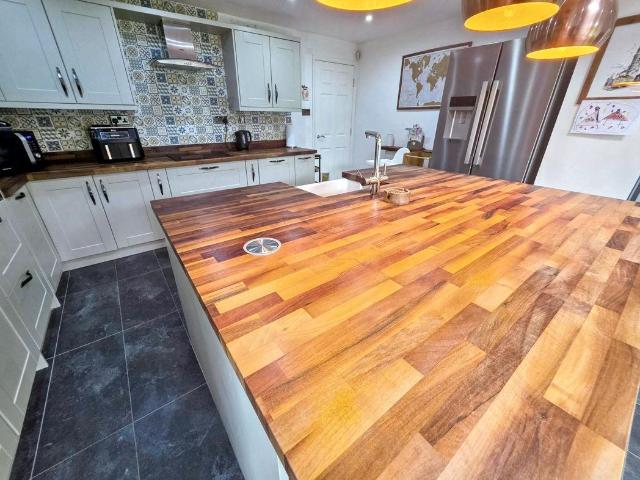 House for sale in Houghtonside, Tyne And Wear