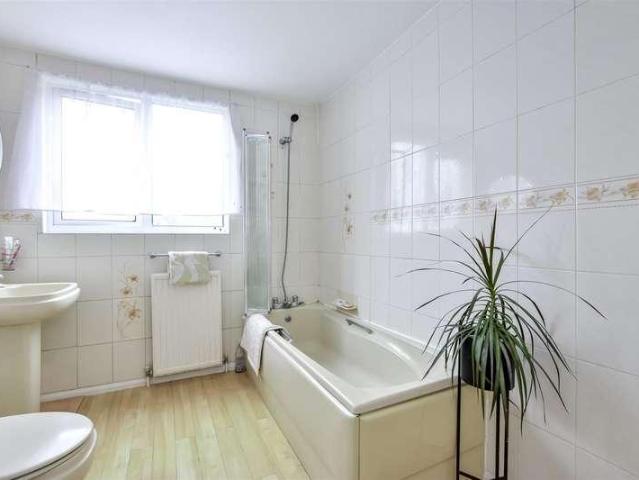 House for sale in Northchurch, Dacorum