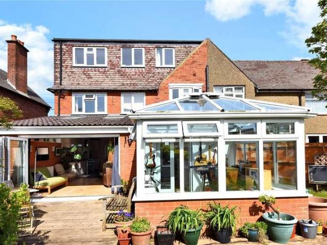 House for sale in Burgh Heath, Reigate and Banstead