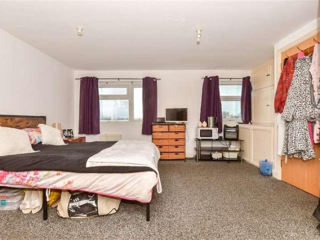 House for sale in Birchington, Acol