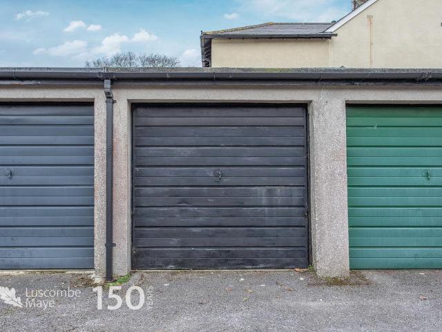 House for sale in Strode, Devon
