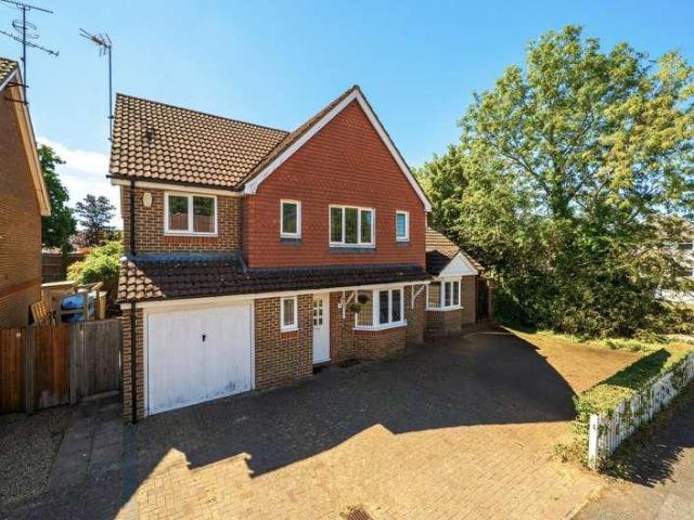 House for sale in Tongham, Guildford