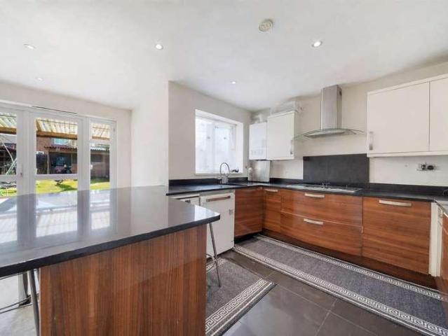 House for sale in Greater London