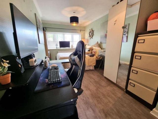 House for sale in Cadoxton, Barry