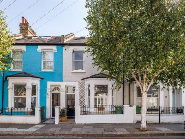 House for sale in London Borough of Hammersmith and Fulham, Greater London