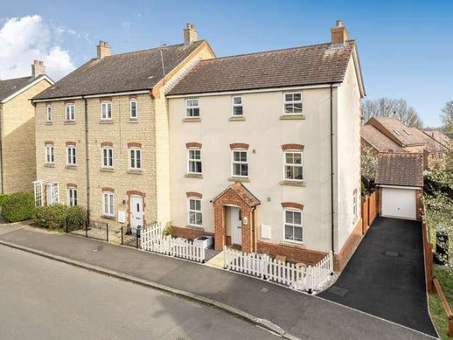 House for sale in Great Faringdon, Dromore