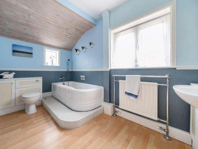 House for sale in Spring Vale, Hampshire