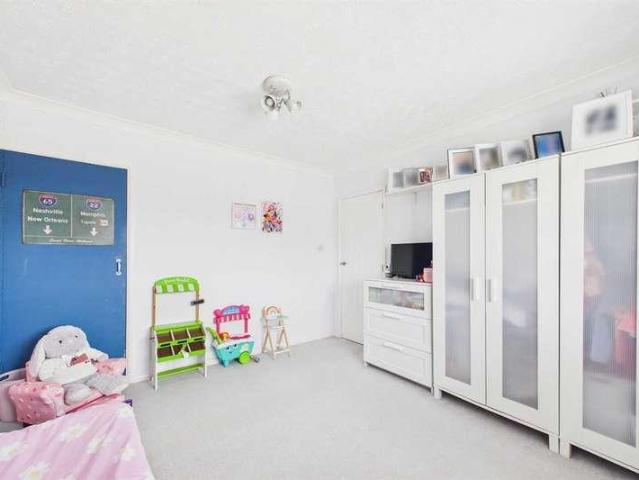 House for sale in Foxhole, Livermead