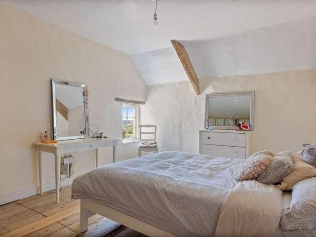 House for sale in Weir Quay, Devon