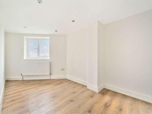 House for sale in Elstree and Borehamwood, Borehamwood