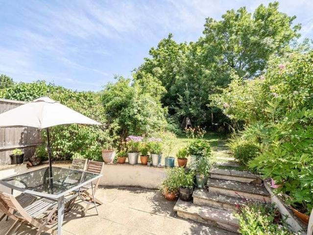 House for sale in Wealdstone, Greater London