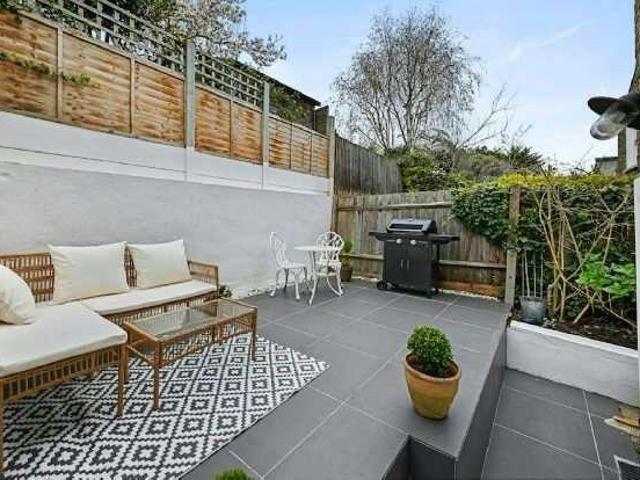 House for sale in Archway, Greater London